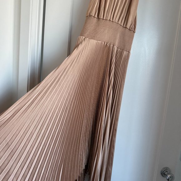 A.L.C. Renzo Asymmetric Pleated Midi-Dress Sz 8 Bella Halter Neck Smock Waist - Picture 10 of 10